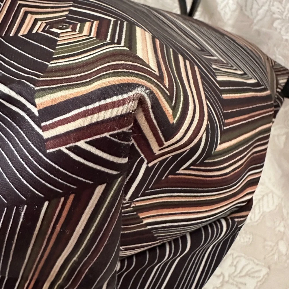 Longchamp Op Art Medium Shoulder Tote - Picture 5 of 15